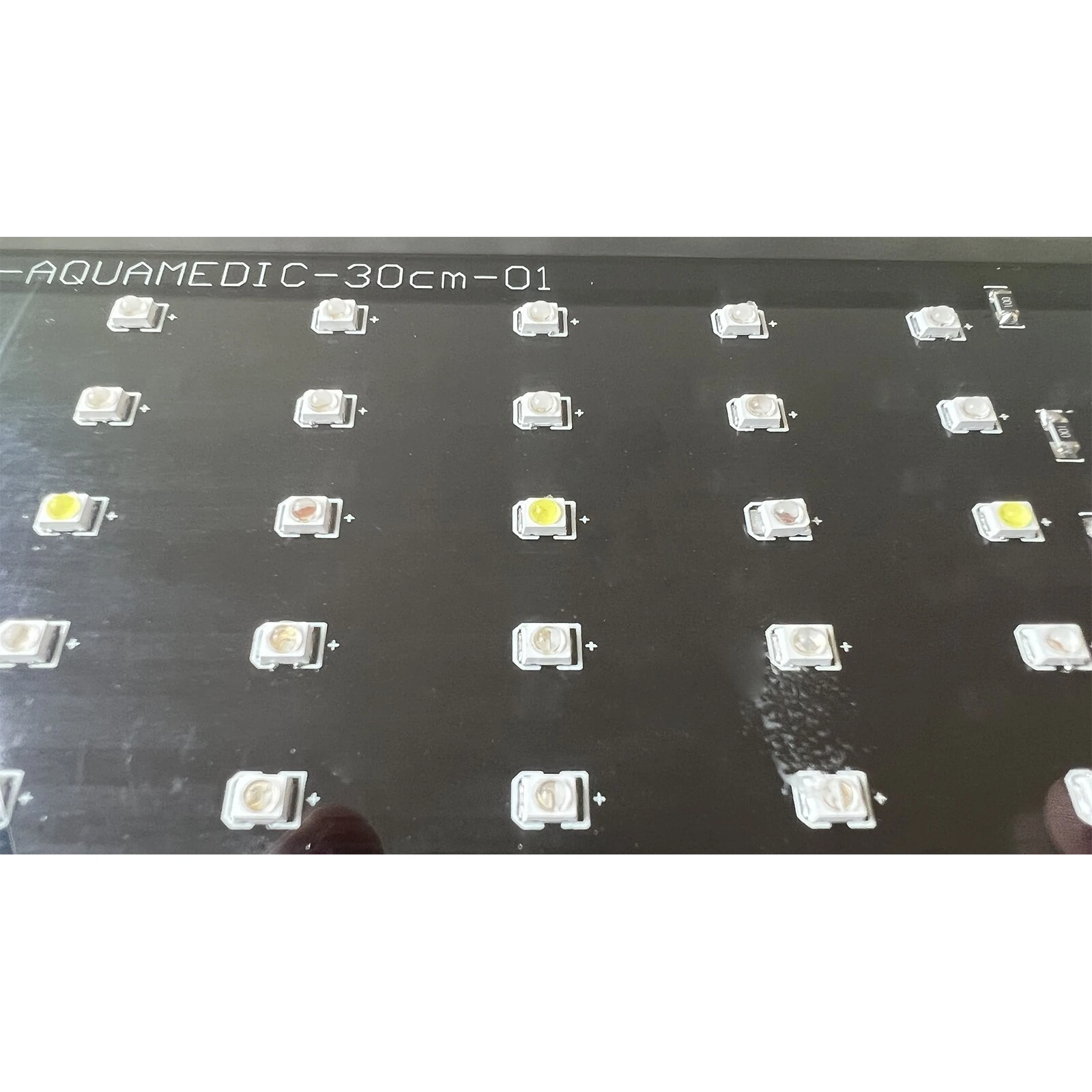 Aqua-Medic sunbeam LED Aquarienleuchte | 7-Farben LED Beleuchtung für Meerwasseraquarien