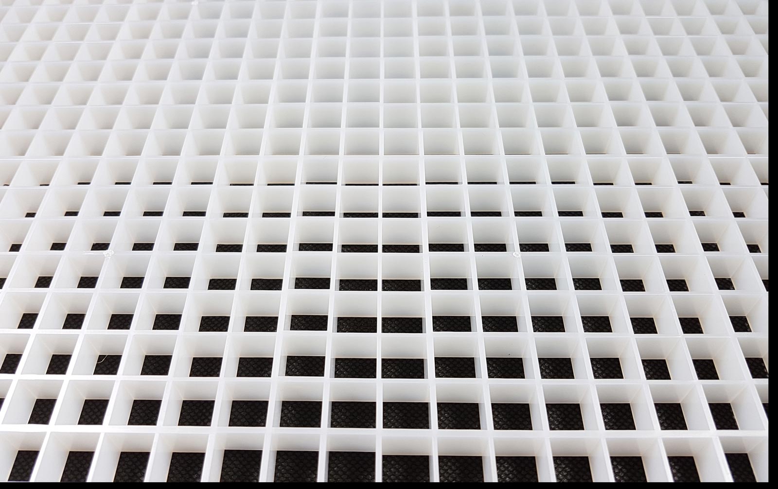 Lichtrasterplatte weiß 620x400x13mm